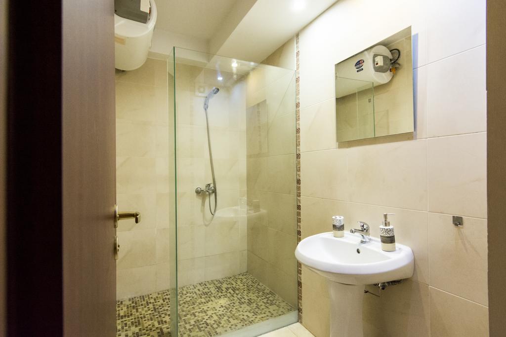 Ibar Apartment & Garage พลอฟดิฟ ภายนอก รูปภาพ